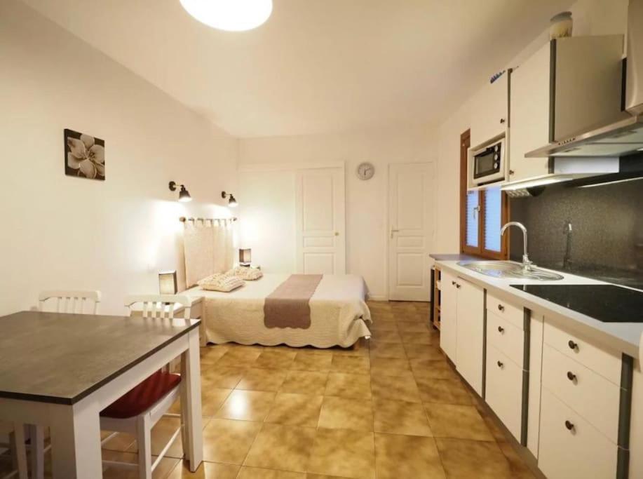 Apartment Meuble Avec Terrasse *